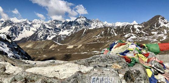 Everest base camp trek a  údolí Gokyo